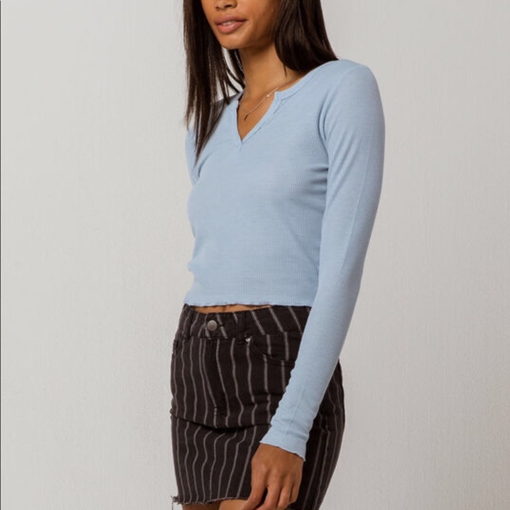 Tillys long sleeve light blue shirt